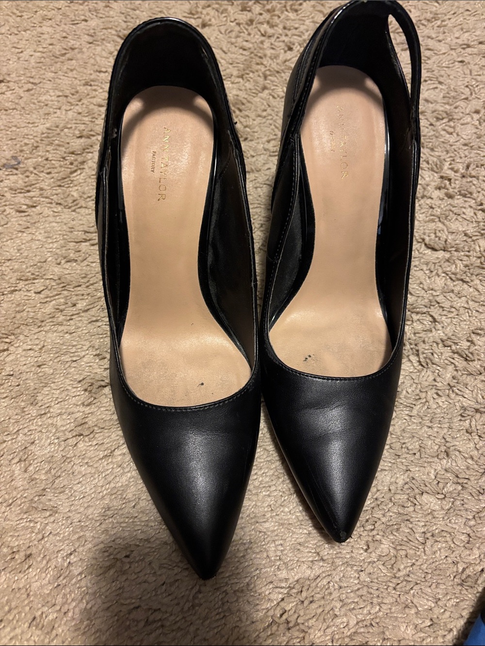 Ann Taylor Black Pointed  Slingback Pumps